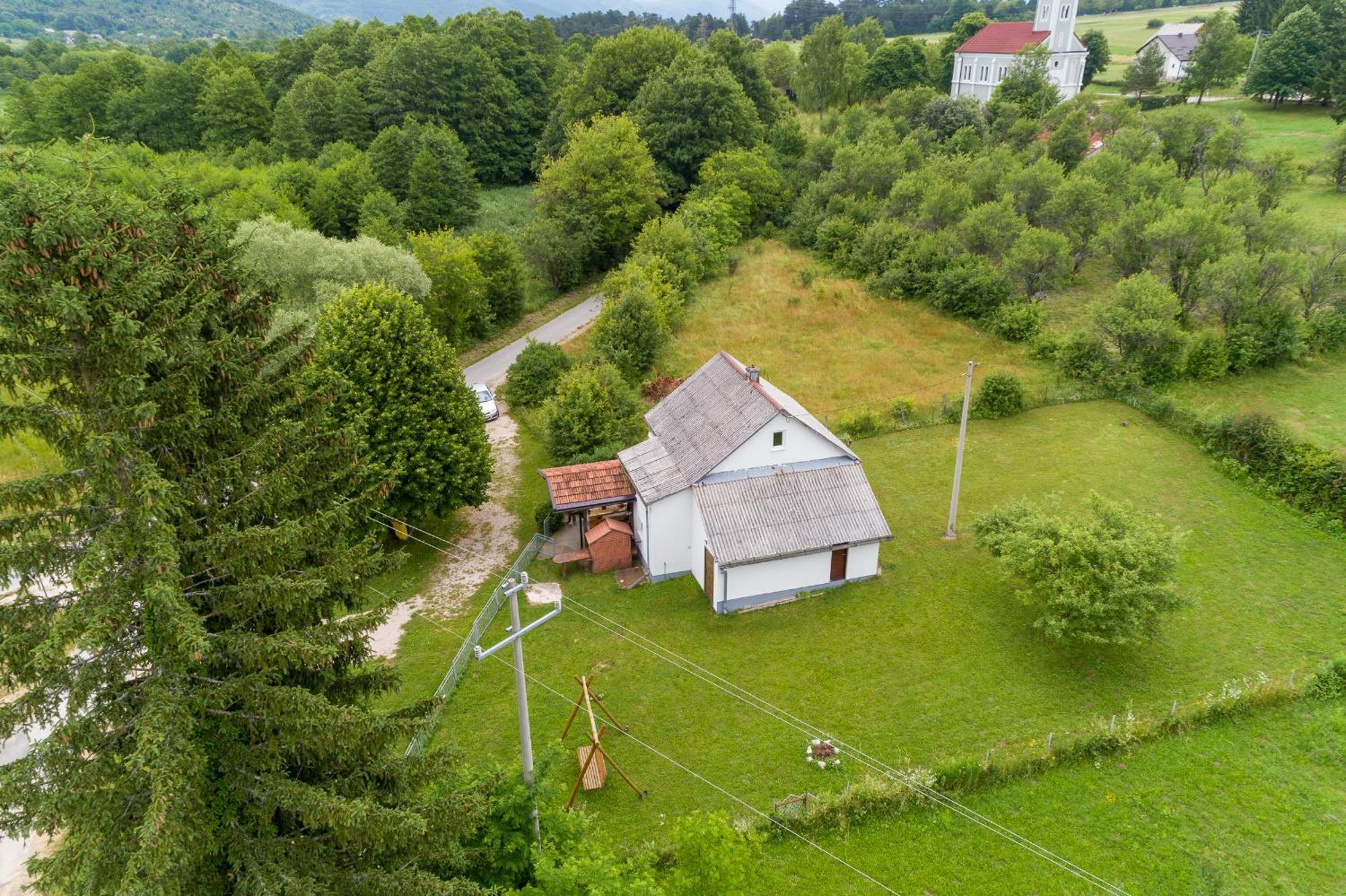 Holiday Home Veki*** Korenica Eksteriør billede